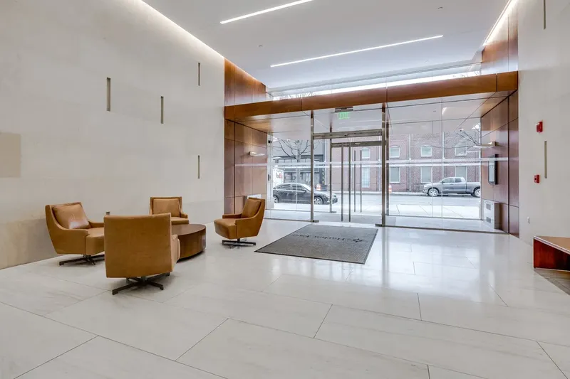 1001 Fleet Lobby 3